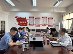 <b>电气工程学院开展校企合做座谈</b>
